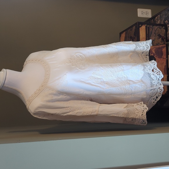 Democracy top NWOT - Picture 2 of 7